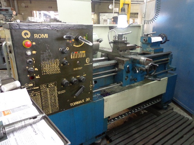  01 (um) Torno CNC, marca Romi, modelo Centur 30D, ano2004, número de série 002 089338411, númeropatrimonial,53. Segundo certificado pelo Oficial deJustiça em 06 deagosto de 2018: 